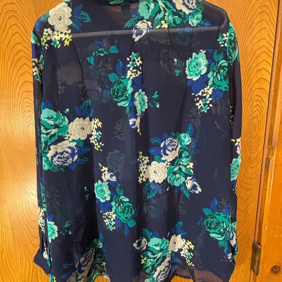 Old Navy Floral Print Shirt - Navy and Green - Picture 4 of 8